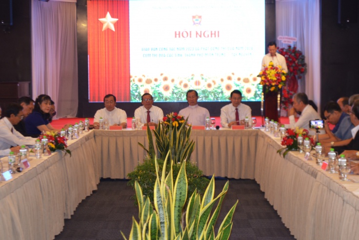hoi-nghi-giao-ban-cum-thi-dua-uy-ban-doan-ket-cong-giao-cac-tinh-thanh-pho-mien-trung-tay-nguyen
