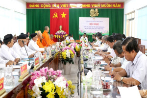 http://cms.btgcp.gov.vn/upload/post/17_10_2022/thumb_tra-vinh-tiep-xuc-gap-go-nguoi-dung-dau-cac-to-chuc-ton-giao-fcdf9a57babcf5ca54e7ca4a42d0588a.jpg