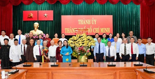 cac-nhan-si-tri-thuc-dan-toc-ton-giao-kieu-bao-luon-san-sang-dong-gop-cho-su-phat-trien-cua-dat-nuoc-va-tp-ho-chi-minh