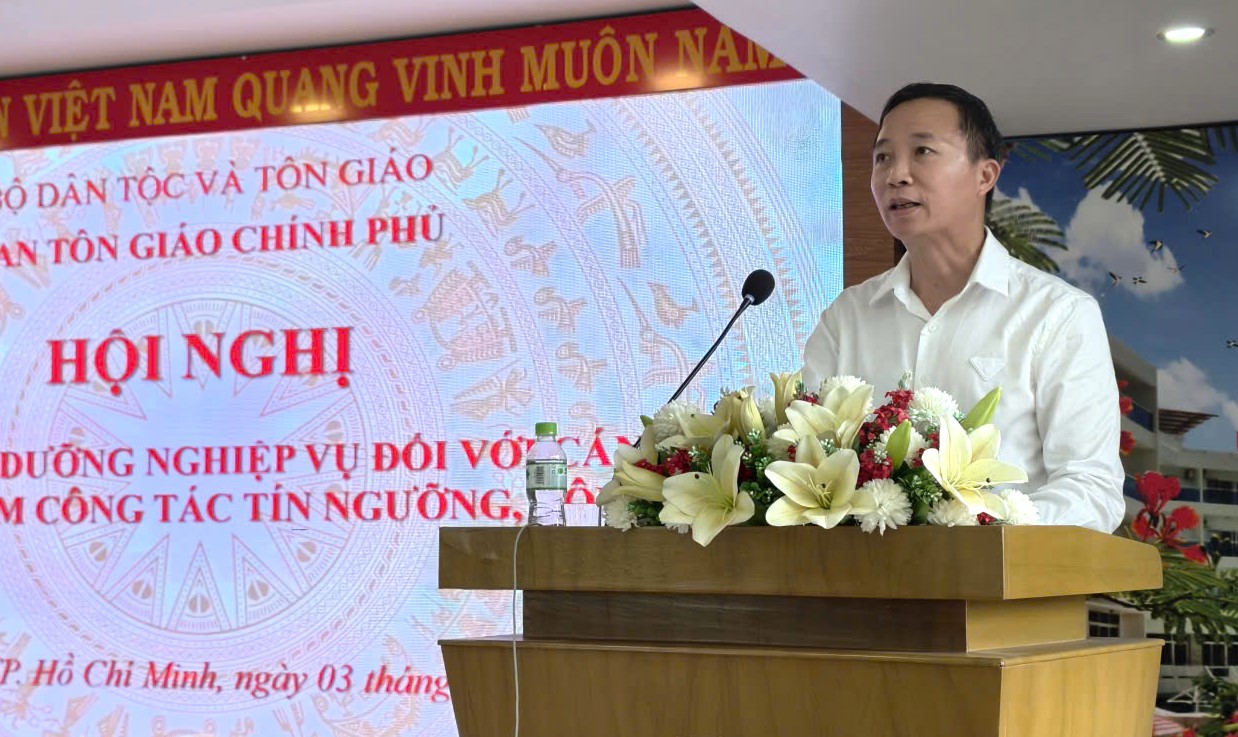 khai-mac-lop-tap-huan-boi-duong-nghiep-vu-doi-voi-can-bo-cong-chuc-lam-cong-tac-tin-nguong-ton-giao