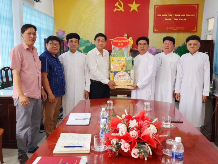 ban-ton-giao-an-giang-lam-viec-voi-doan-cong-tac-hoi-thanh-cao-dai-tien-thien