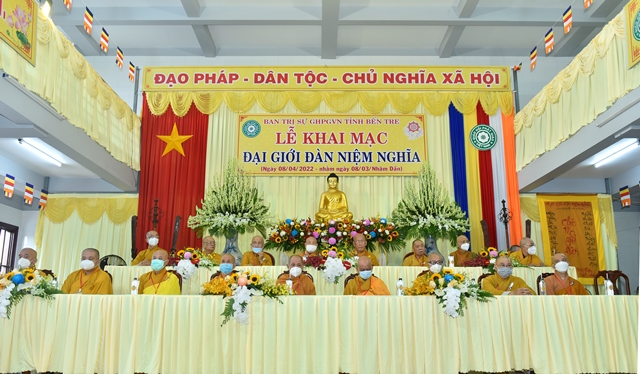 phat-giao-tinh-ben-tre-khai-mac-dai-gioi-dan-niem-nghia