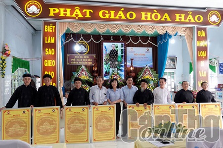 phat-dong-cac-co-so-tho-tu-phat-giao-hoa-hao-tham-gia-bao-ve-moi-truong