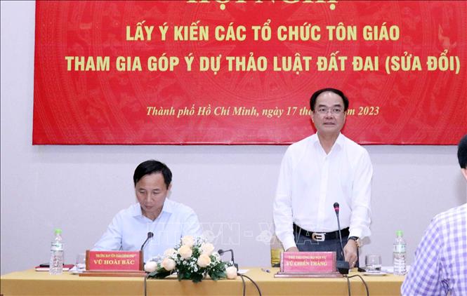 lay-y-kien-cac-to-chuc-ton-giao-doi-voi-dat-lien-quan-den-tin-nguong-ton-giao