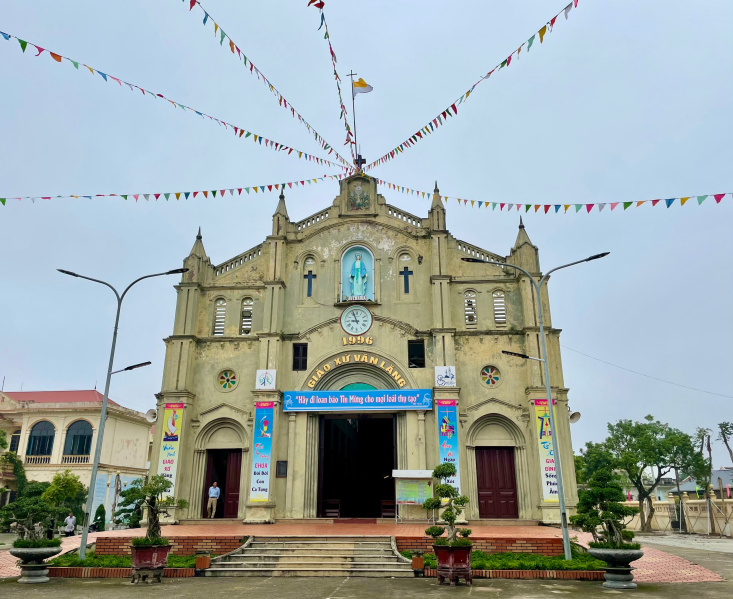 giao-xu-van-lang-tinh-thai-binh-voi-viec-bao-ve-moi-truong