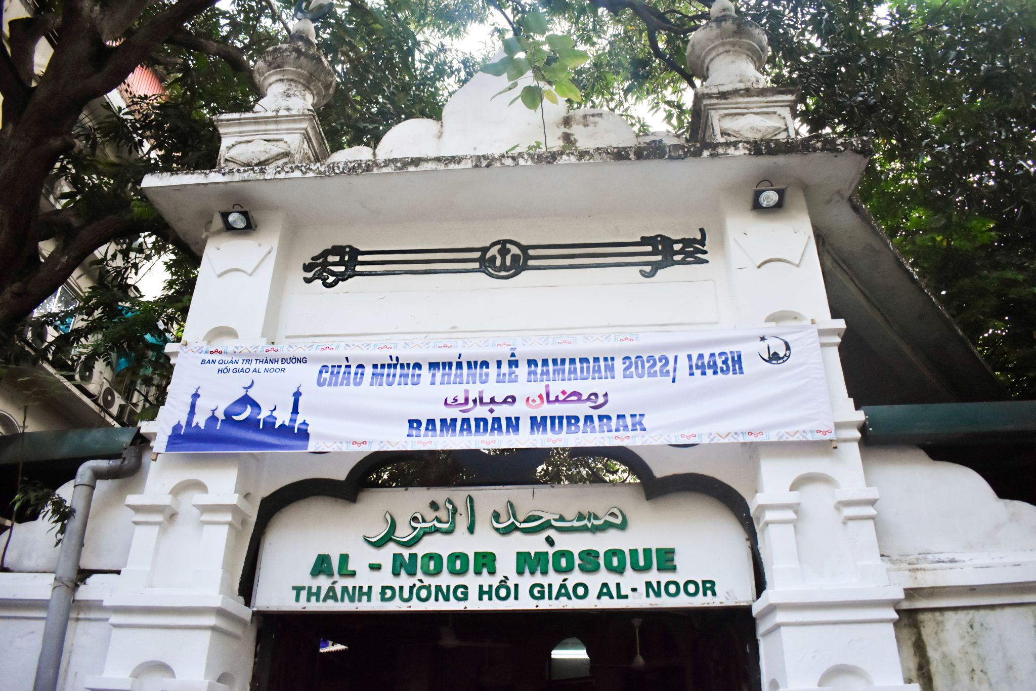 ve-thanh-duong-hoi-giao-duy-nhat-o-ha-noi-du-le-ramadan